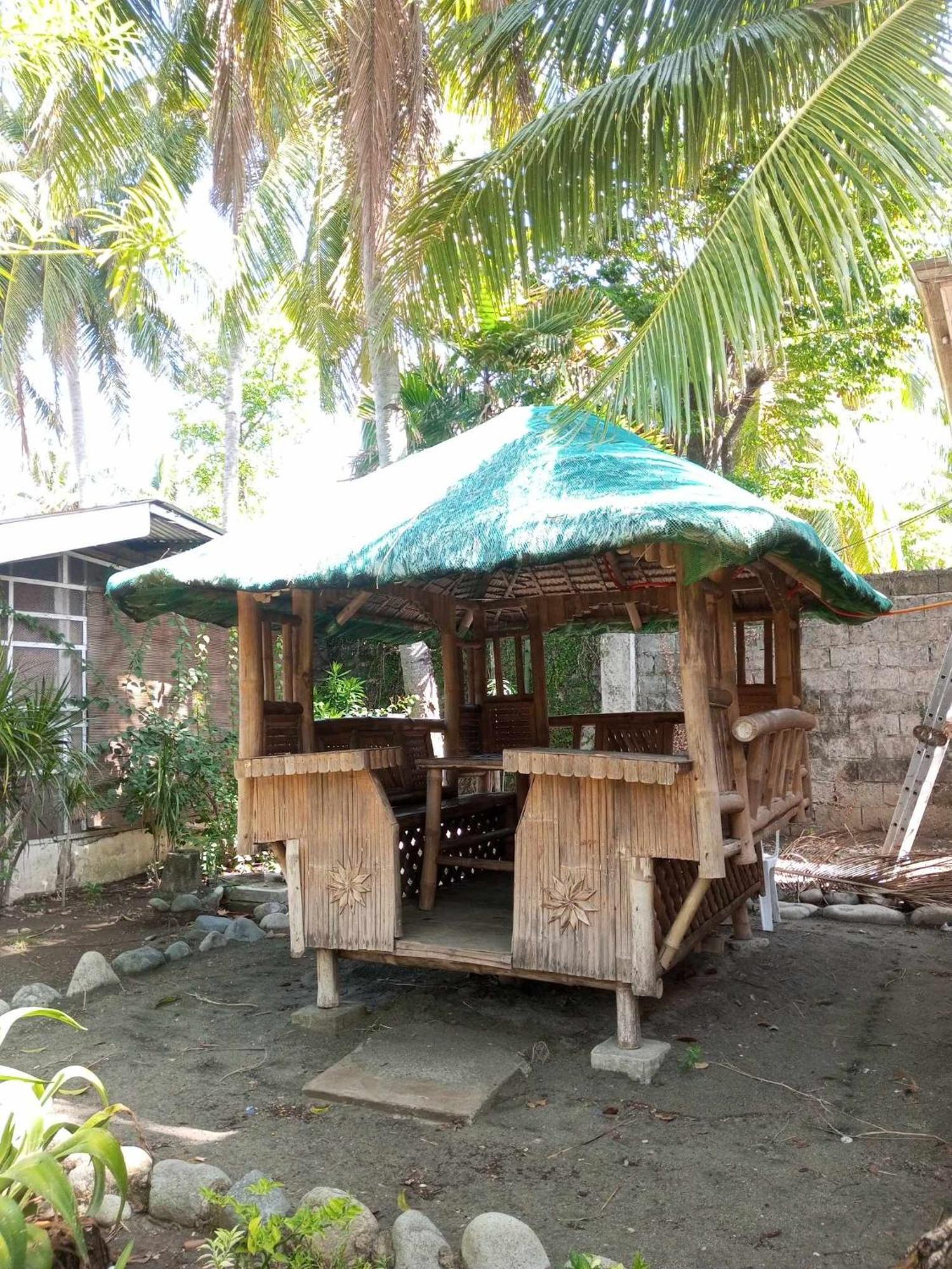 Happy Ripples Beach Resort Mabilao Exteriör bild