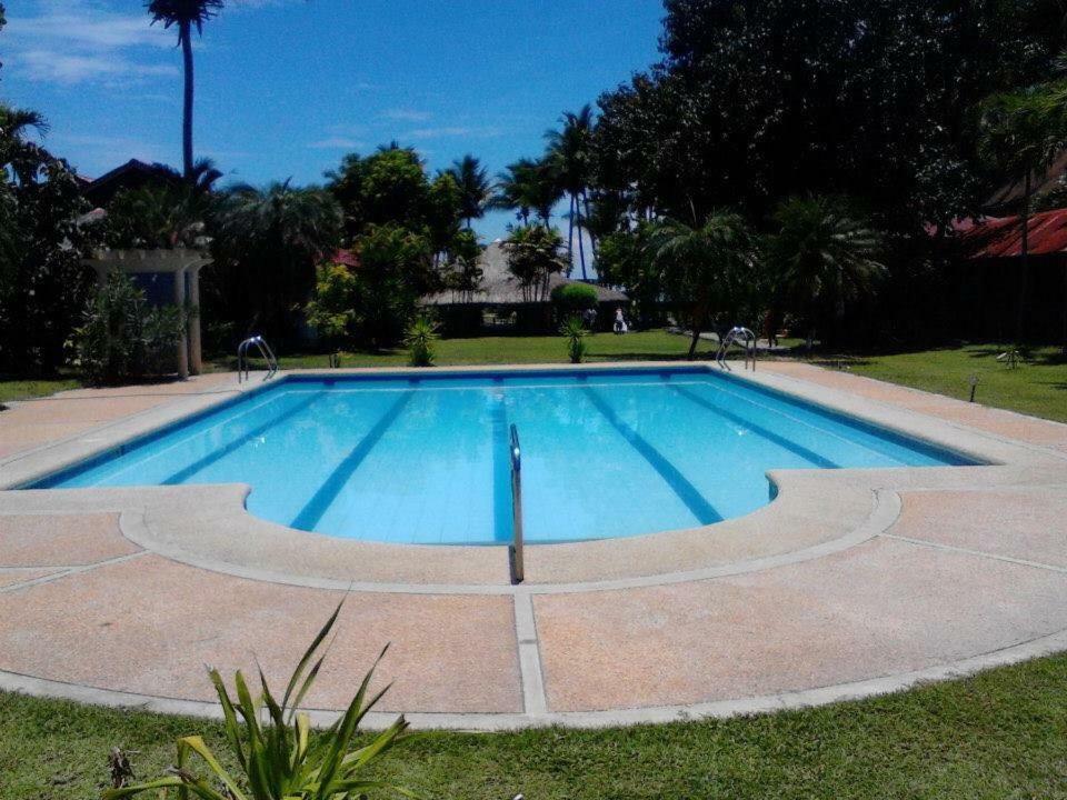 Happy Ripples Beach Resort Mabilao Exteriör bild