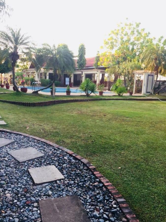 Happy Ripples Beach Resort Mabilao Exteriör bild